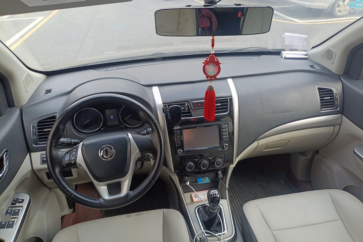 Forthing S500 2016 #11 Forthing S500 2016 car image #11