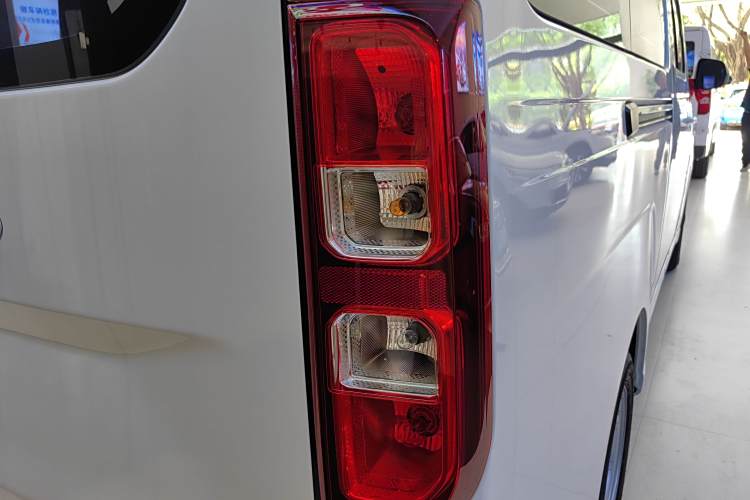 五菱汽车 五菱扬光电卡 2025 汽车图片 #11