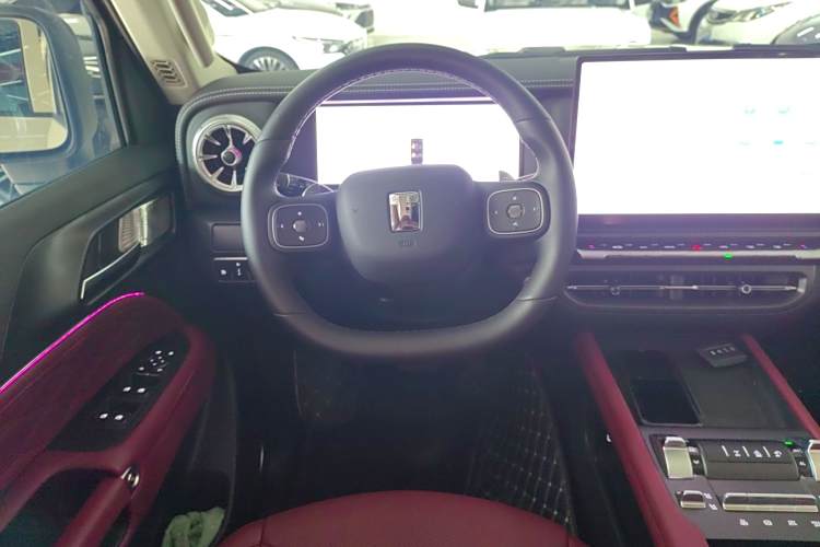 Tank 300 New Energy 2025 #11 Tank 300 New Energy 2025 car image #11