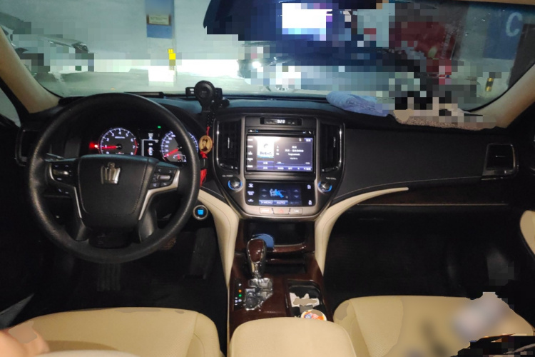 丰田 皇冠 2018 汽车图片 #11