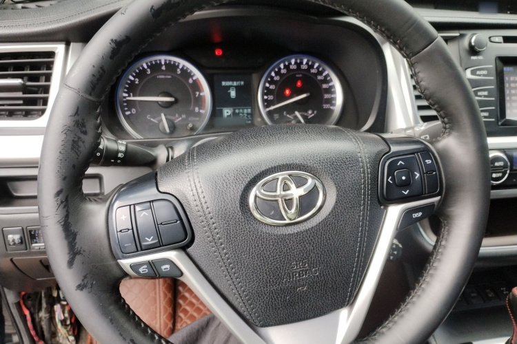 Toyota Highlander (Imported) 2016 car image #11