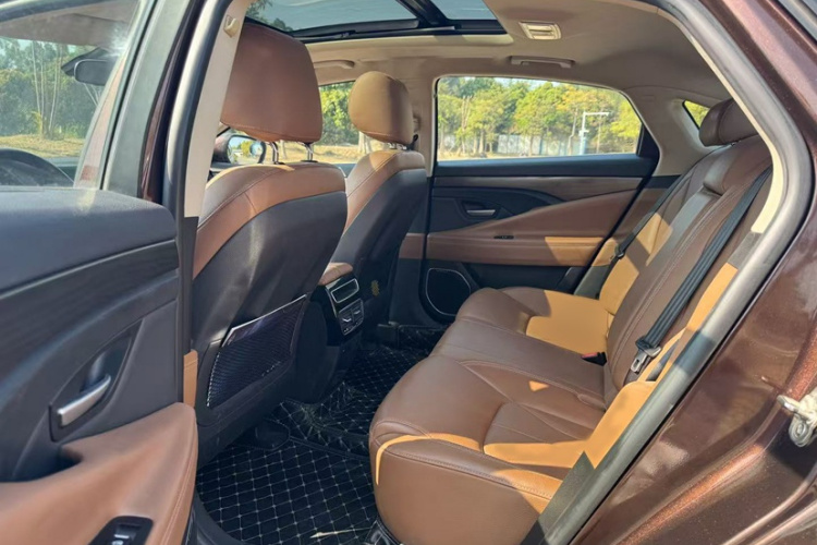 GEELY Ulion 2018 imagem de carro #11