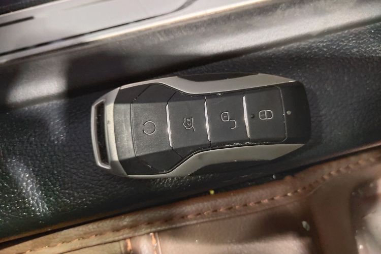 BYD Qin Pro 2020 #11 BYD Qin Pro 2020 car image #11