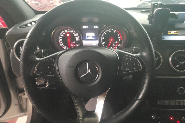 Mercedes-Benz CLA Class (Imported) 2018 #11 Mercedes-Benz CLA Class (Imported) 2018 immagine di auto #11