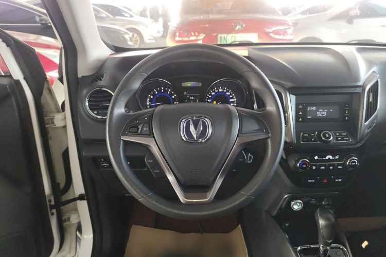 Changan CS15 EV 2017 car image #11