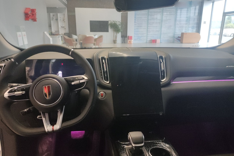 HongQi HS3 2024 #11 HongQi HS3 2024 car image #11