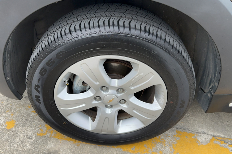 Chevrolet Captiva (Imported) 2016 car image #11