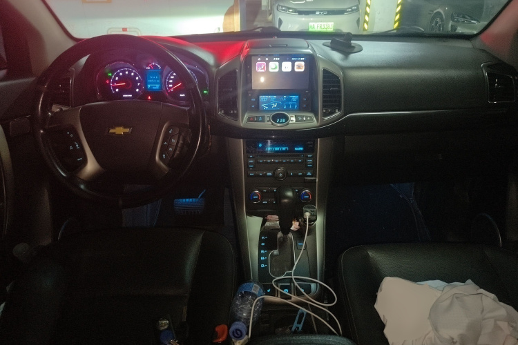 Chevrolet Captiva (Imported) 2015 car image #11