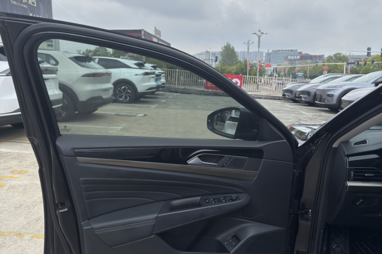 Volkswagen Passat New Energy 2021 immagine di auto #11