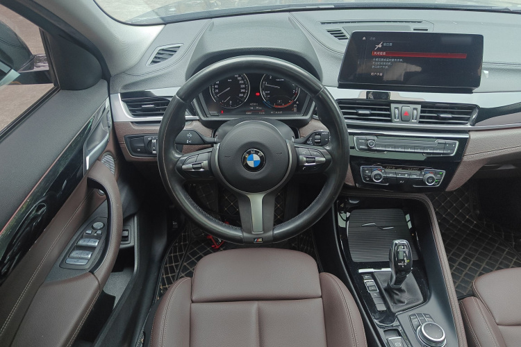 Hyundai Coupe 2021 car image #11