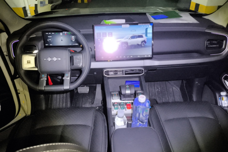 FangChengBao Tiger 3 2025 car image #11