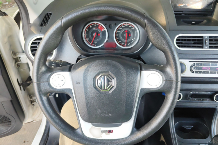 MG 3 SW 2016 car image #11
