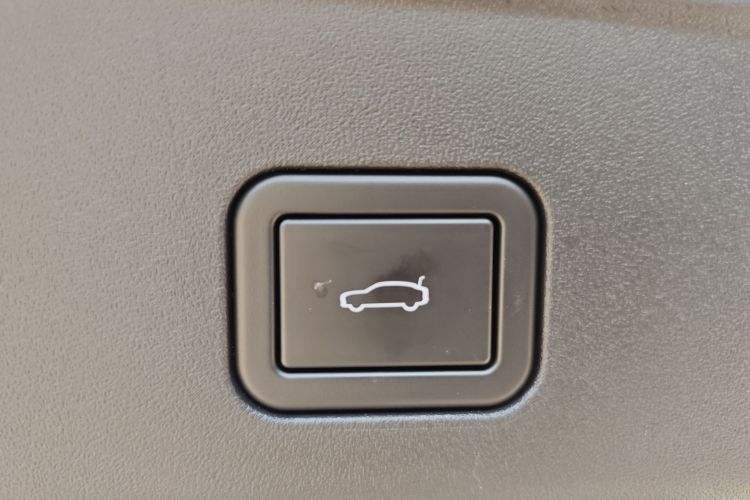 Avatr 07 2025 car image #11