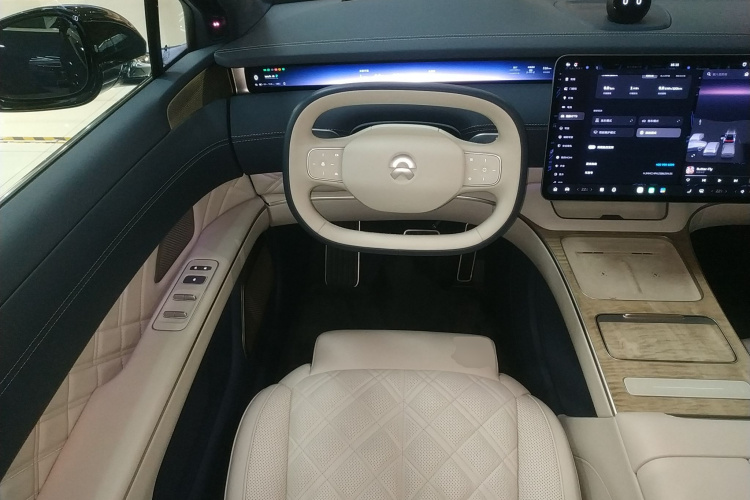 NIO ET9 2025 изображение автомобиля #11