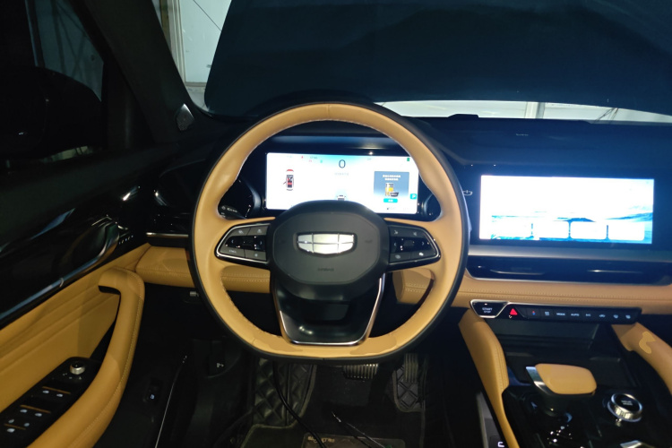 GEELY Monjaro EREV 2023 #11 GEELY Monjaro EREV 2023 car image #11