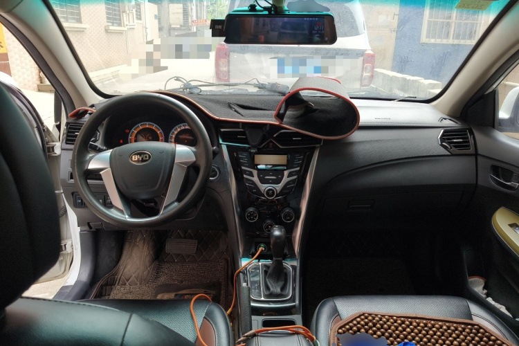 BYD F3 2018 car image #11