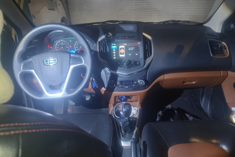 GEELY KingKong 2017 car image #11