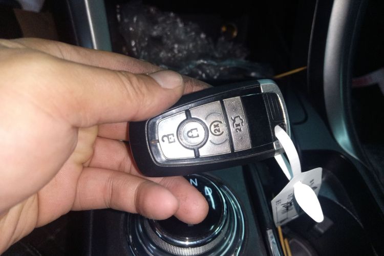 Ford Mondeo New Energy 2019 car image #11