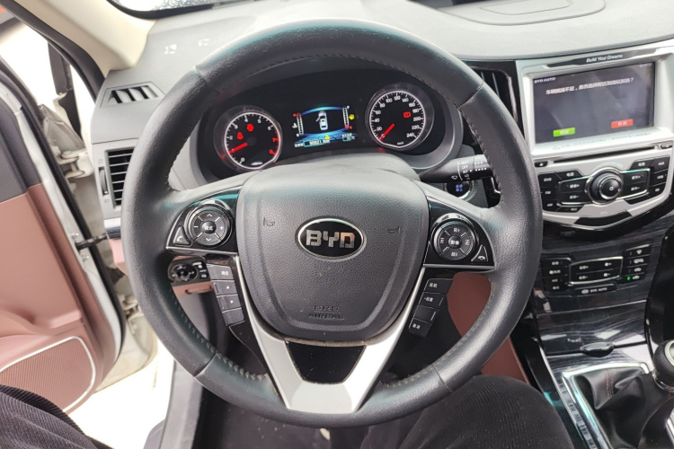 BYD SuRui 2017 car image #11