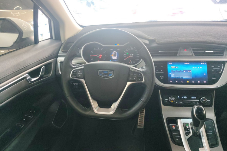 GEELY Emgrand GSe 2019 car image #11