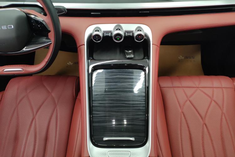 Exceed Yaoguang C-DM 2024 #11 Exceed Yaoguang C-DM 2024 car image #11