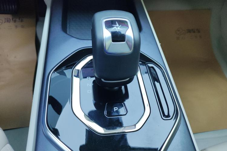 GEELY ICON 2024 صورة سيارة #11