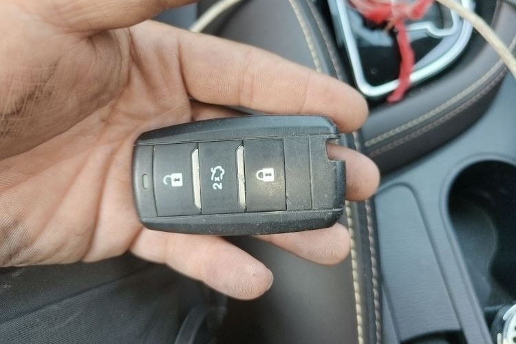 Changan Eado DT 2019 #11 Changan Eado DT 2019 car image #11