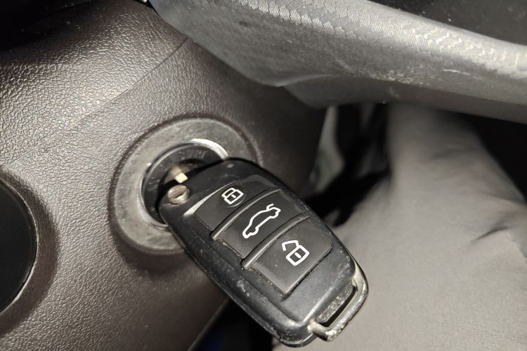 2018 #11 2018 car image #11
