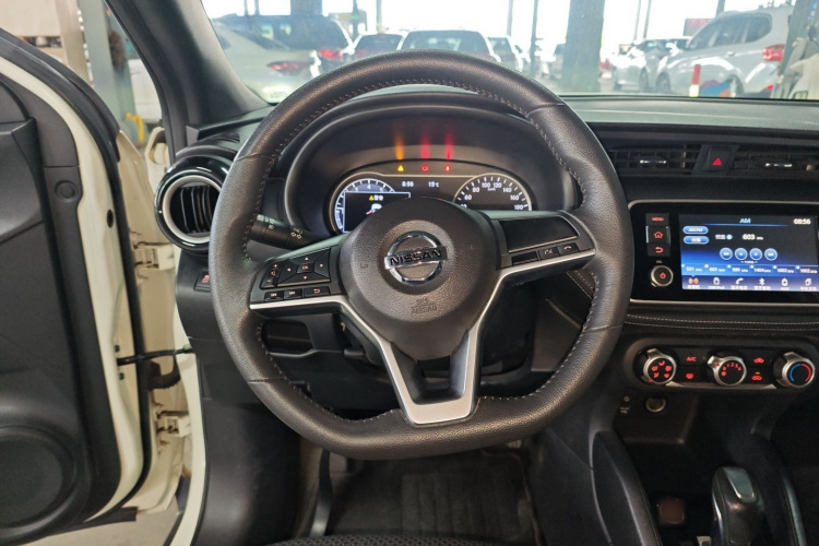 Nissan Kicks 2017 imagen de coche #11