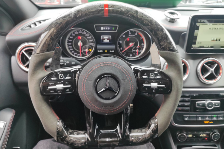 Mercedes-Benz GLA AMG 2015 #11 Mercedes-Benz GLA AMG 2015 image de voiture #11