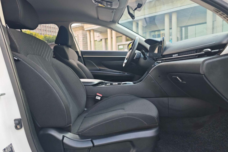 Hyundai Mistra New Energy 2023 #11 Hyundai Mistra New Energy 2023 car image #11