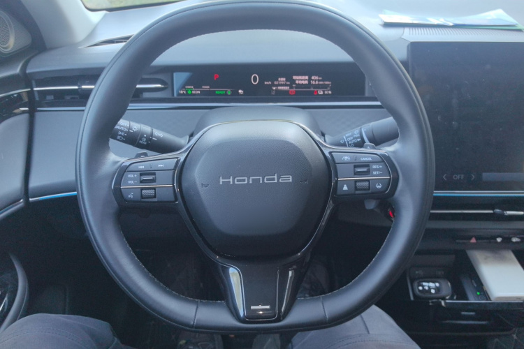 Honda e:NP2 2024 #11 Honda e:NP2 2024 car image #11