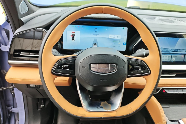 GEELY Monjaro EREV 2022 car image #11