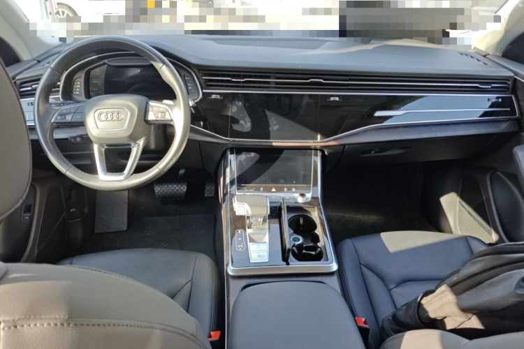 Audi Q8 2024 #11 Audi Q8 2024 car image #11