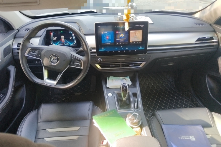 BYD Qin Pro 2018 #11 BYD Qin Pro 2018 car image #11