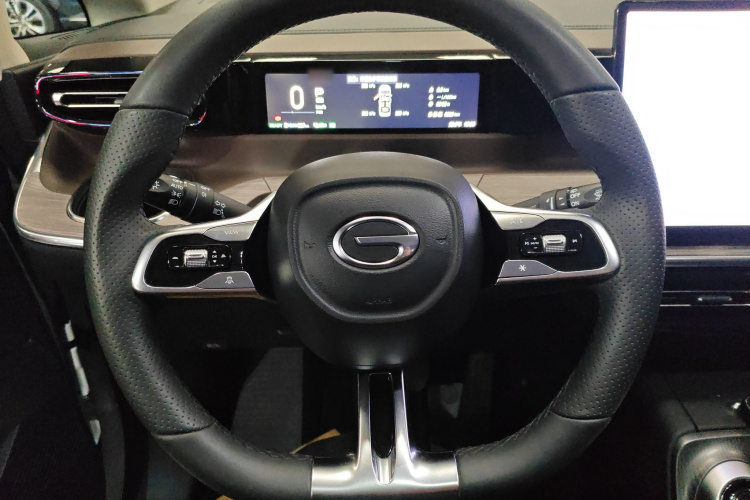 GAC Trumpchi E8 2024 #11 GAC Trumpchi E8 2024 car image #11