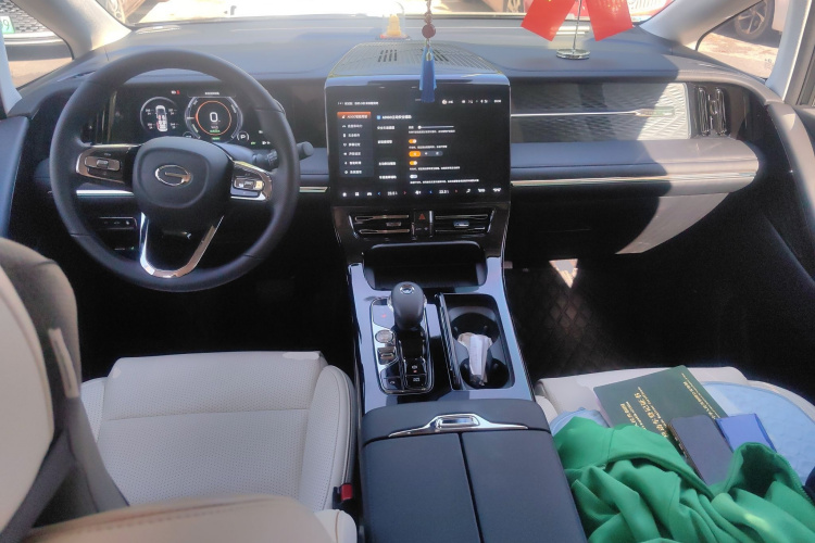 GAC Trumpchi E9 2024 #11 GAC Trumpchi E9 2024 imagem de carro #11