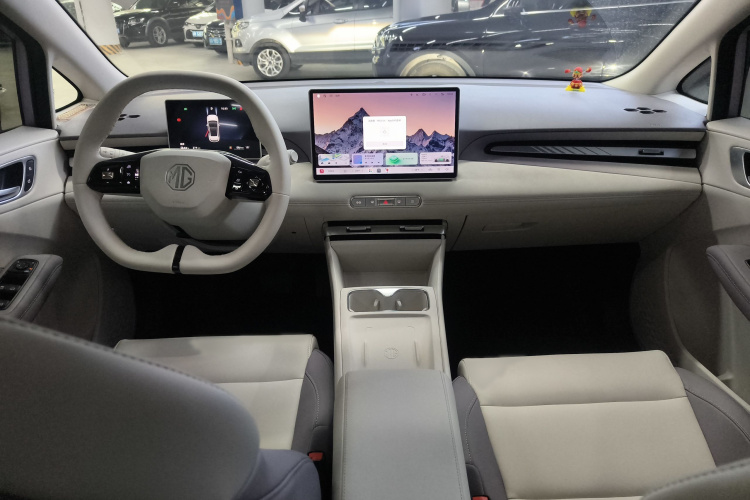 MG 4 EV 2025 #11 MG 4 EV 2025 car image #11