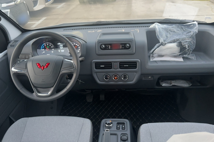 五菱汽车 五菱扬光 2025 #11 五菱汽车 五菱扬光 2025 汽车图片 #11