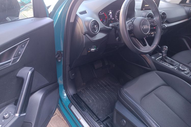 Q2L 2020 car image #11