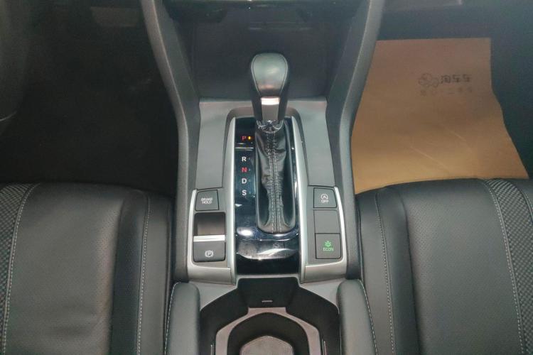 Honda Civic 2019 car image #11