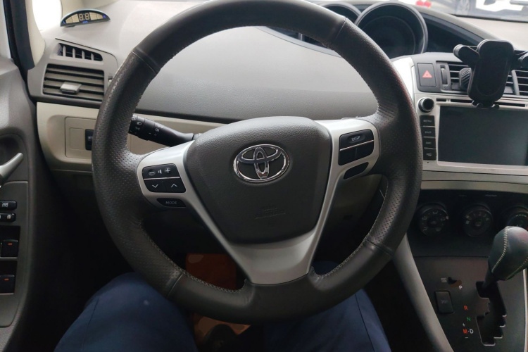 Toyota Verso 2016 car image #11