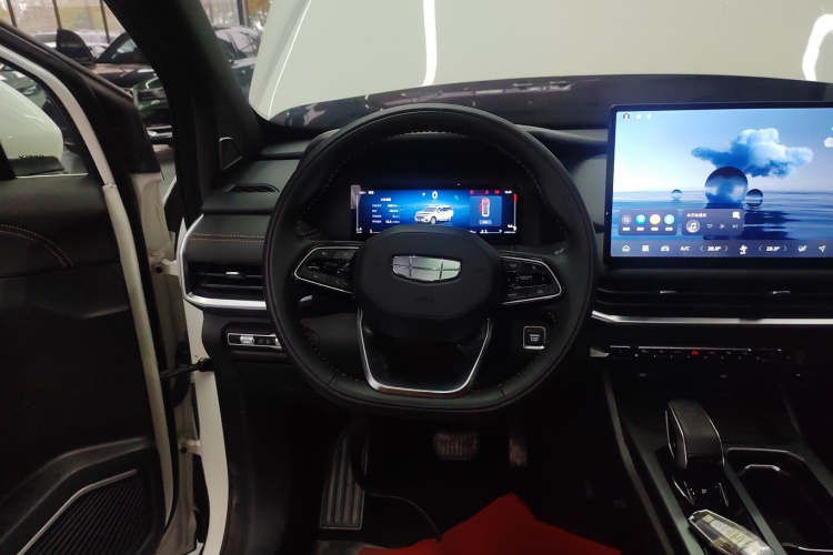 GEELY Okavango L 2024 car image #11