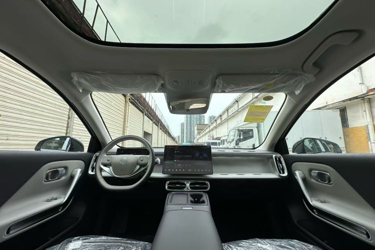 零跑汽车 零跑B01 2025 汽车图片 #11