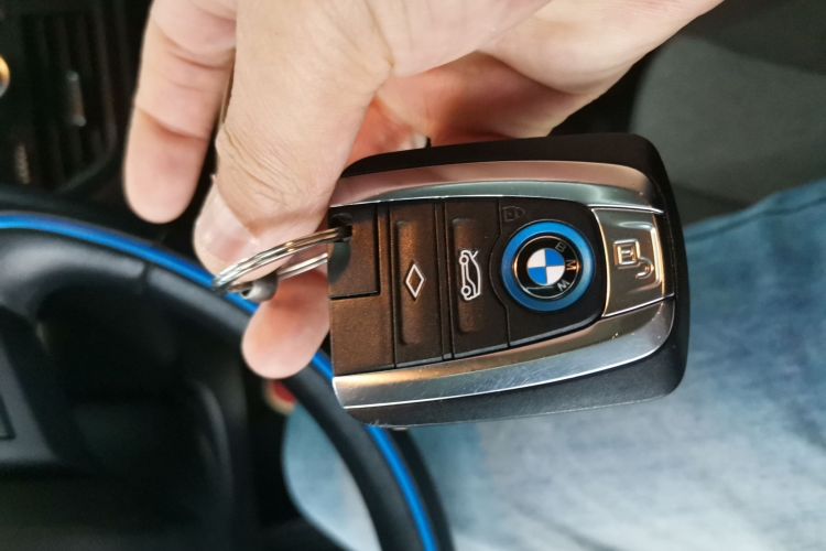 BMW i3 (Imported) 2018 #11 BMW i3 (Imported) 2018 car image #11