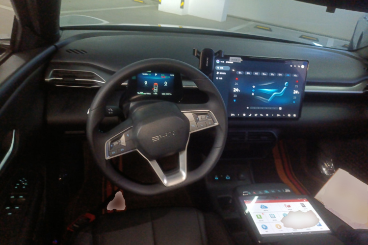 BYD e7 2025 #11 BYD e7 2025 car image #11