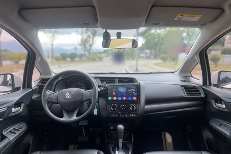 Honda Fit (Imported) 2019 car image #11