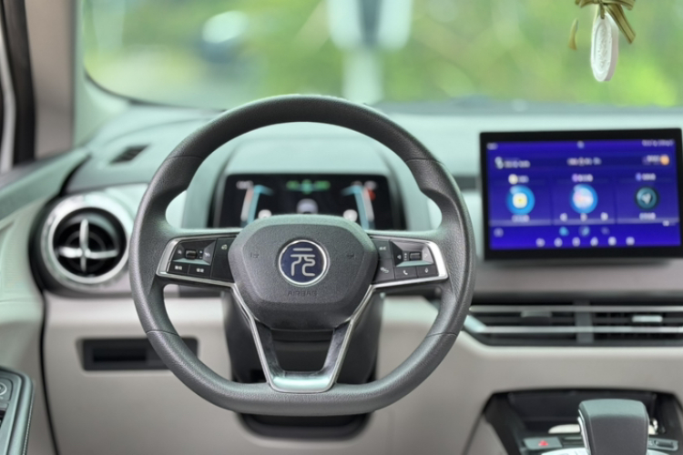 BYD Yuan 2021 car image #11