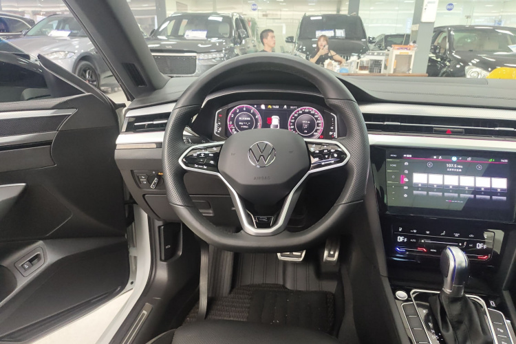 Volkswagen CC (FAW-Volkswagen) 2024 car image #11