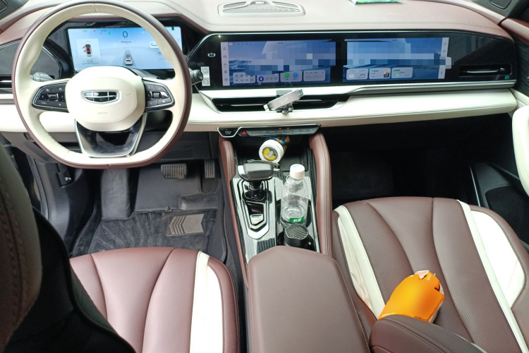 GEELY Tugella 2022 car image #11